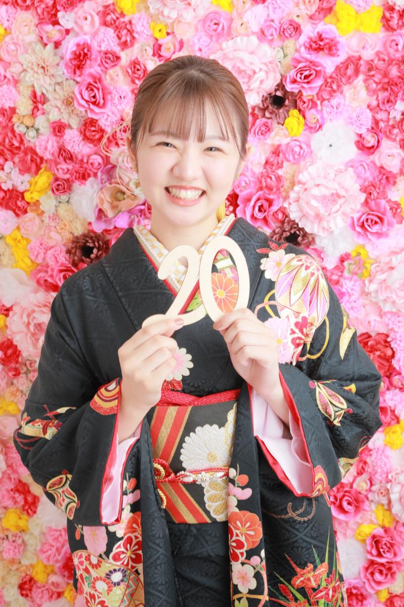 振袖 | 長野市で成人式前撮りなら志ぼりや呉服店